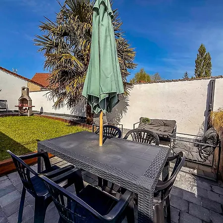 Maison Avec Jardin A 50m Du